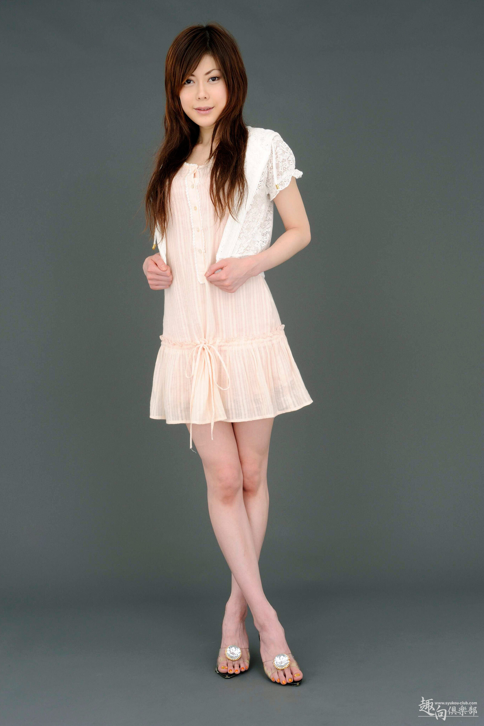 [Syukou-Club] 2013.11.07 Digi-Girl No.152 初脫ぎ素人4 純花しおん 1